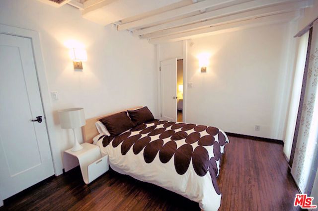 2667 LAKE VIEW Terrace, Los Angeles, CA 90039