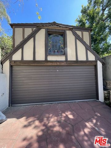 2667 LAKE VIEW Terrace, Los Angeles, CA 90039