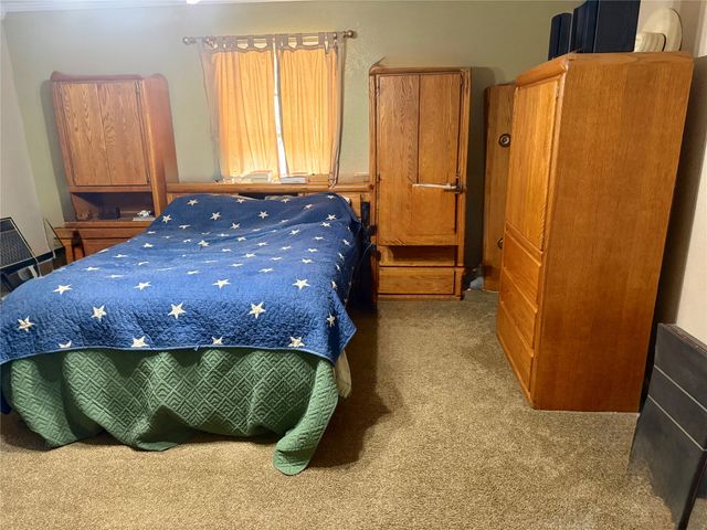 409 10th, Nocona, TX 76255