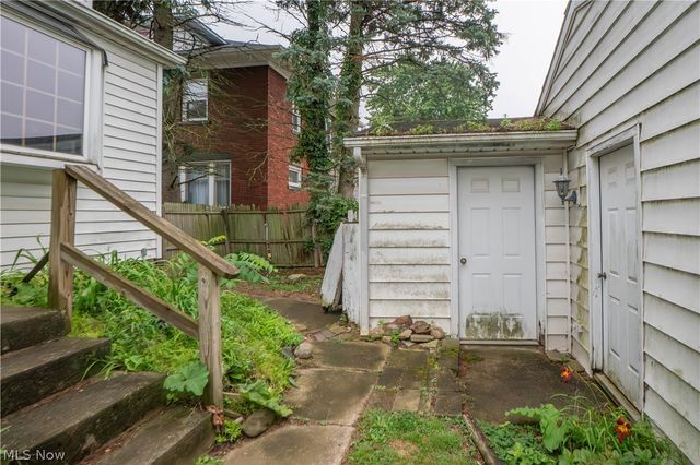 815 Broad Avenue NW, Canton, OH 44708