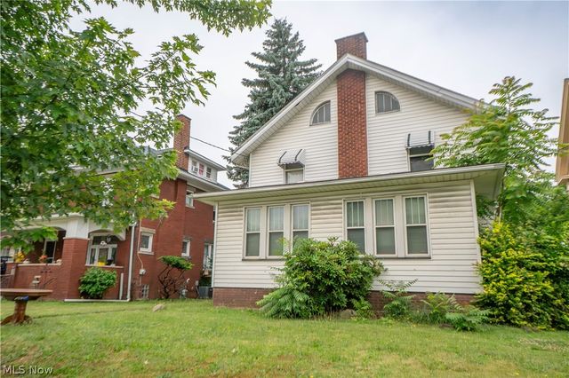 815 Broad Avenue NW, Canton, OH 44708