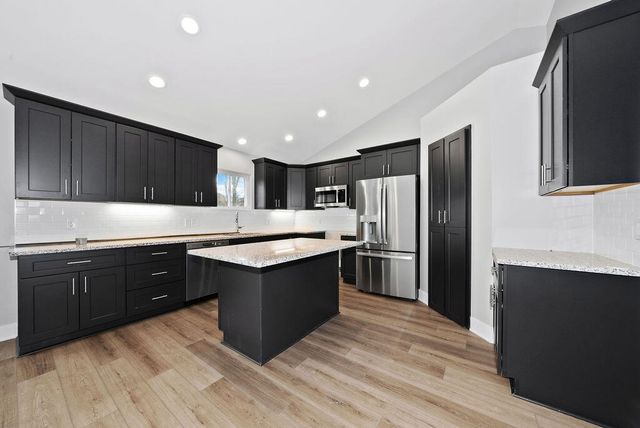 1318 SILVER Lane, Crescent, IA 51526