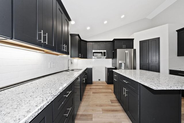 1318 SILVER Lane, Crescent, IA 51526