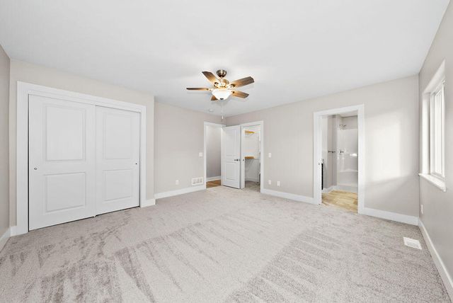 1318 SILVER Lane, Crescent, IA 51526