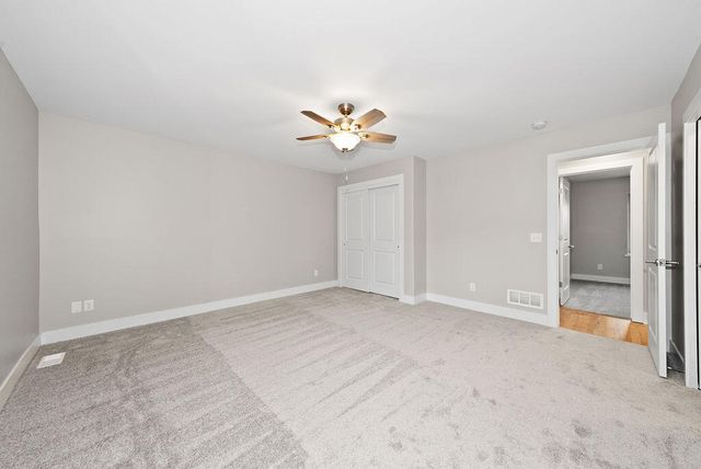 1318 SILVER Lane, Crescent, IA 51526