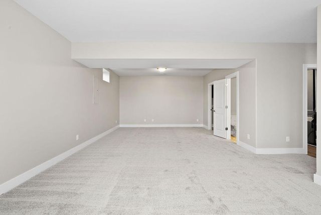 1318 SILVER Lane, Crescent, IA 51526