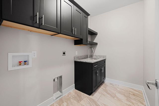 1318 SILVER Lane, Crescent, IA 51526