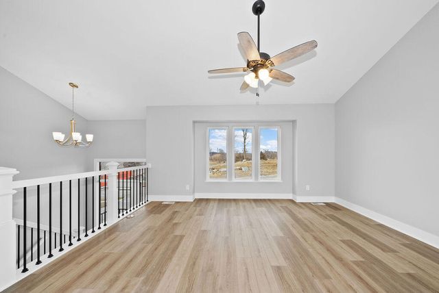 1318 SILVER Lane, Crescent, IA 51526