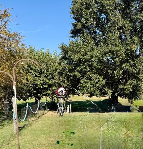 25680 S 608 Lane, Grove, OK 74344