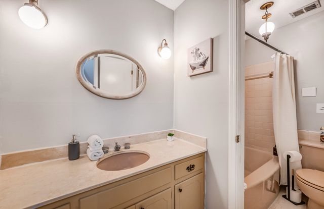 2044 POMONA AVE, Memphis, TN 38116