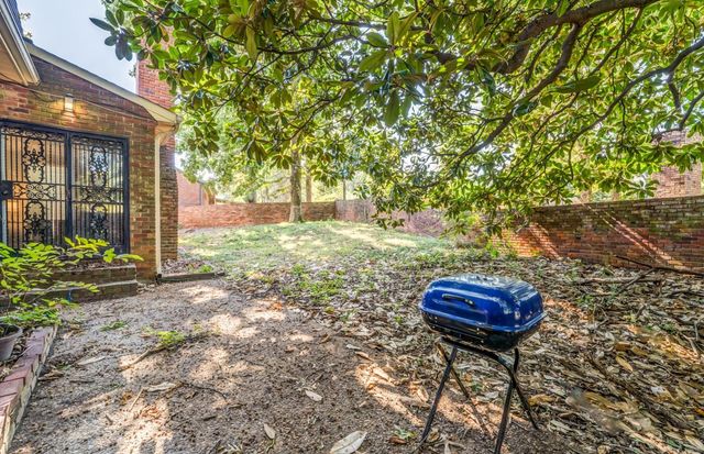 2044 POMONA AVE, Memphis, TN 38116