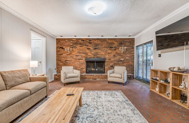 2044 POMONA AVE, Memphis, TN 38116