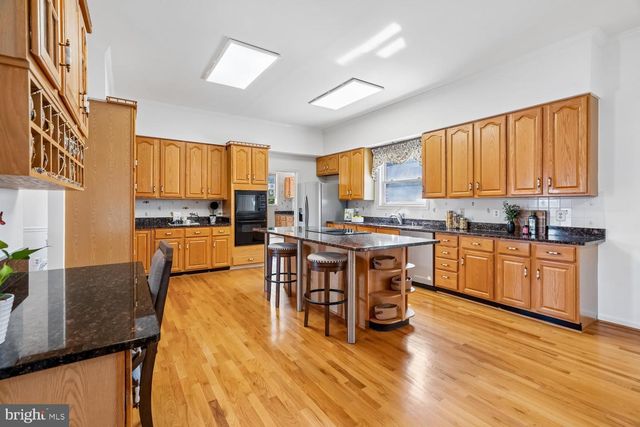2950 HOBBS RD, Glenwood, MD 21738