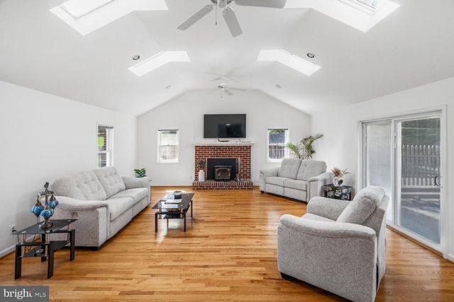 2950 HOBBS RD, Glenwood, MD 21738