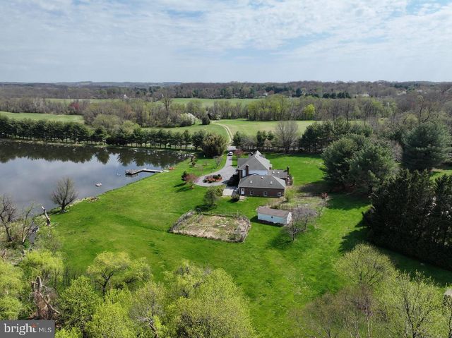 2950 HOBBS RD, Glenwood, MD 21738