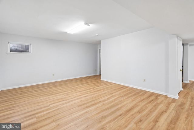 2950 HOBBS RD, Glenwood, MD 21738