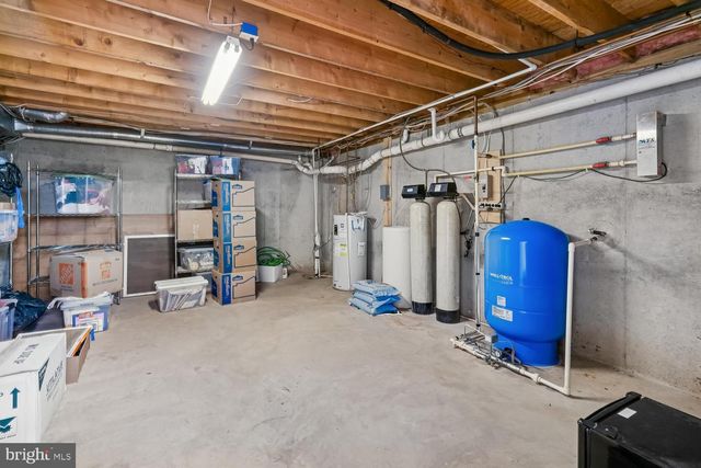2950 HOBBS RD, Glenwood, MD 21738