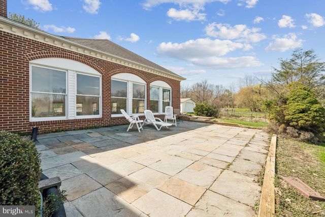 2950 HOBBS RD, Glenwood, MD 21738