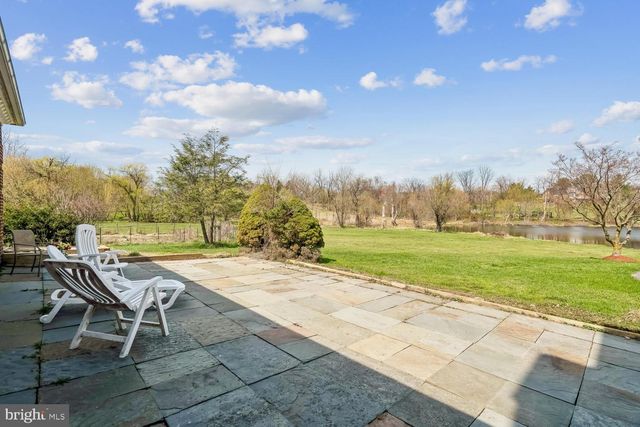 2950 HOBBS RD, Glenwood, MD 21738