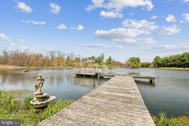 2950 HOBBS RD, Glenwood, MD 21738
