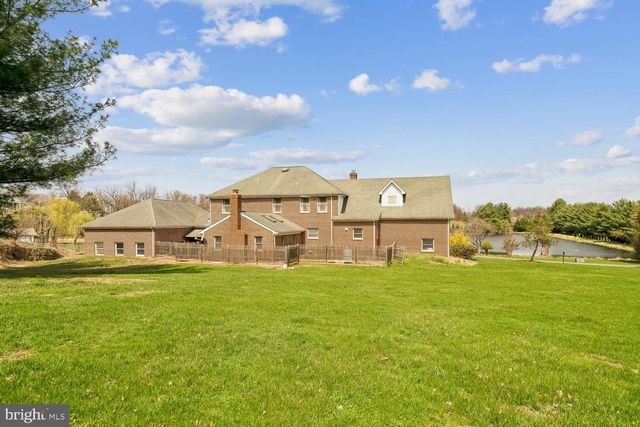 2950 HOBBS RD, Glenwood, MD 21738