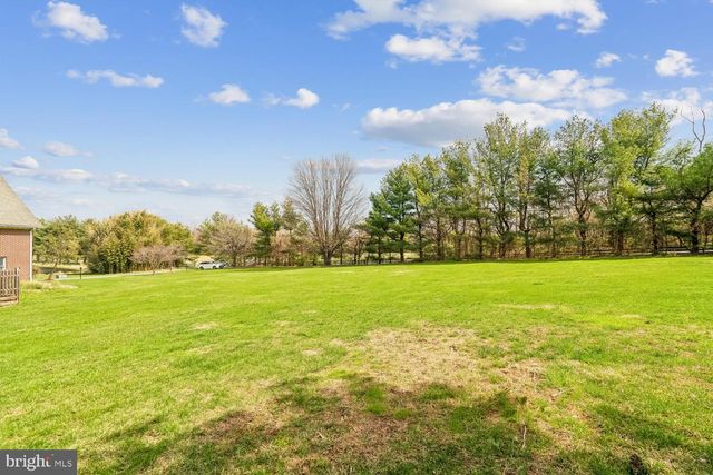 2950 HOBBS RD, Glenwood, MD 21738