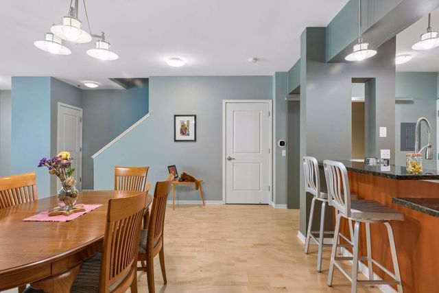 209 8th Street E 109, Saint Paul, MN 55101