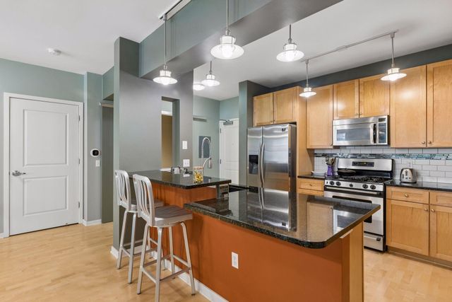 209 8th Street E 109, Saint Paul, MN 55101