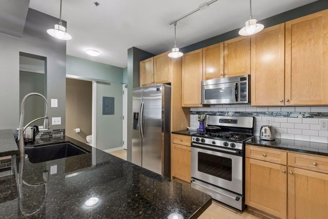 209 8th Street E 109, Saint Paul, MN 55101