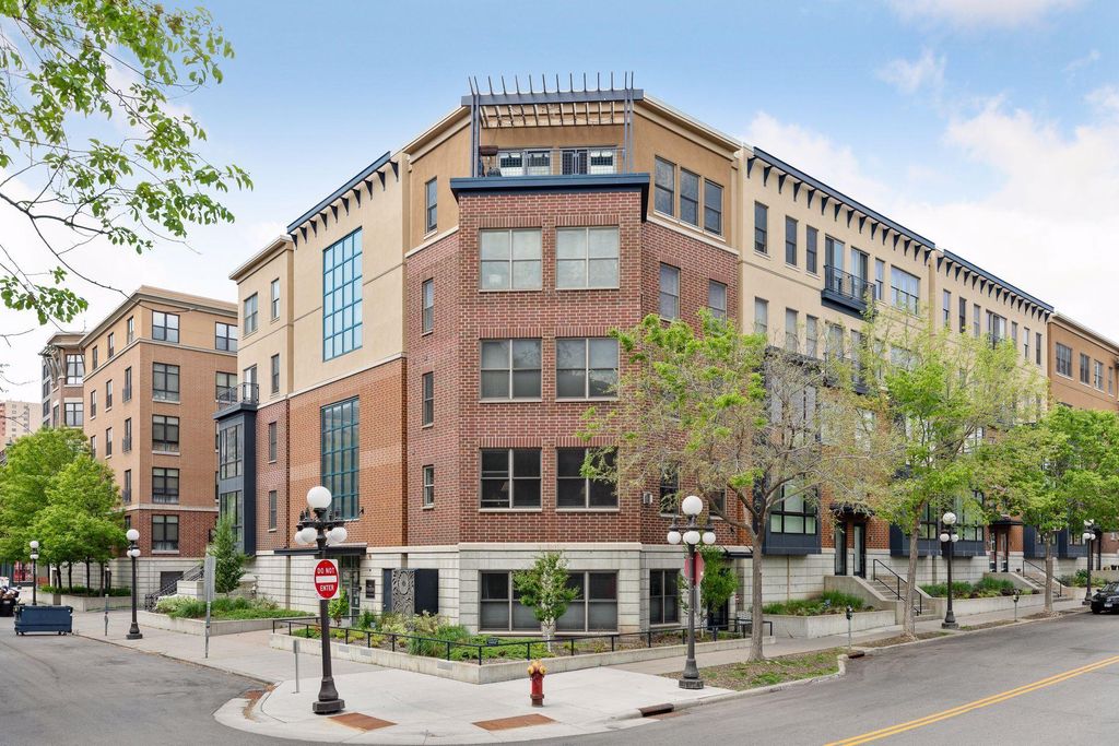 209 8th Street E 109, Saint Paul, MN 55101