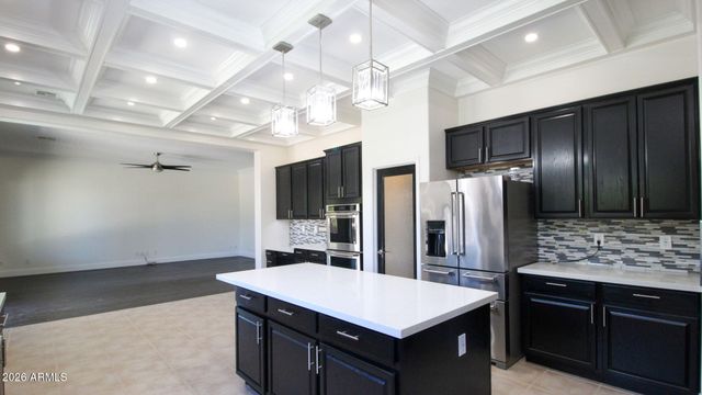 3937 E TAURUS Place, Chandler, AZ 85249