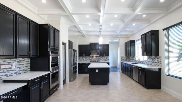 3937 E TAURUS Place, Chandler, AZ 85249