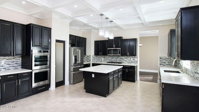 3937 E TAURUS Place, Chandler, AZ 85249