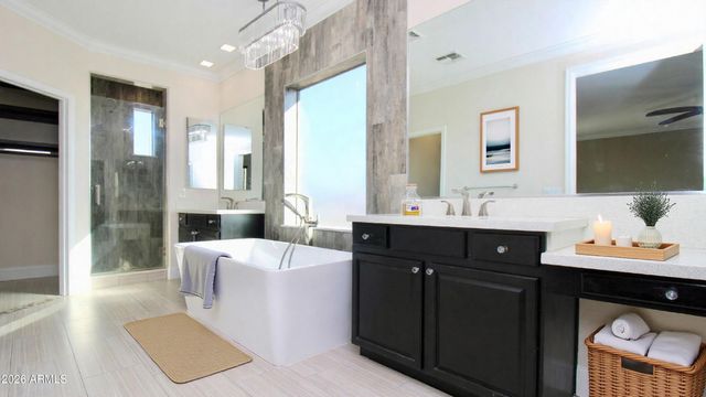 3937 E TAURUS Place, Chandler, AZ 85249