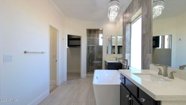 3937 E TAURUS Place, Chandler, AZ 85249