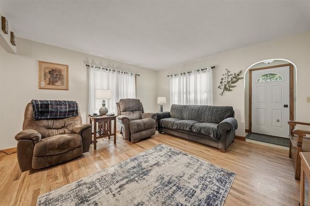 637 Harding Street, Chippewa Falls, WI 54729