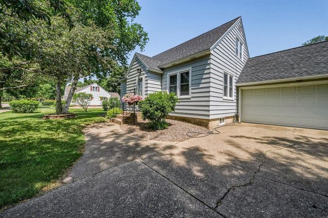 637 Harding Street, Chippewa Falls, WI 54729