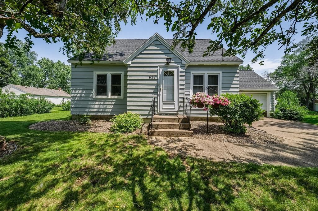 637 Harding Street, Chippewa Falls, WI 54729