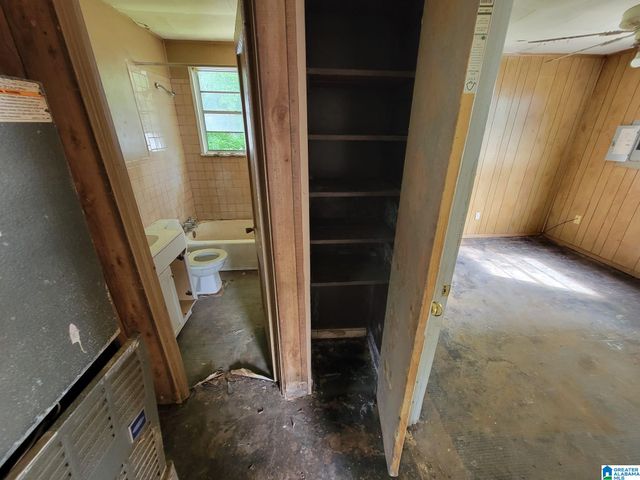 1309 WOODWARD ROAD, Midfield, AL 35228