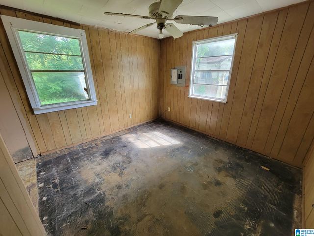 1309 WOODWARD ROAD, Midfield, AL 35228