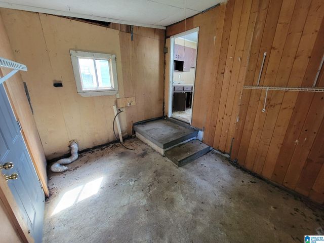 1309 WOODWARD ROAD, Midfield, AL 35228