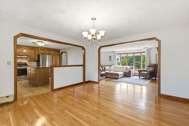 27 Feeney Road, Norwood, MA 02062