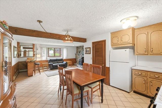 27 Feeney Road, Norwood, MA 02062