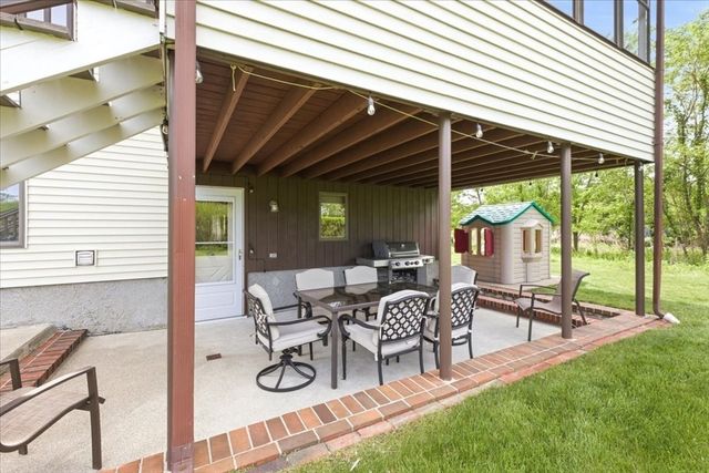 27 Feeney Road, Norwood, MA 02062