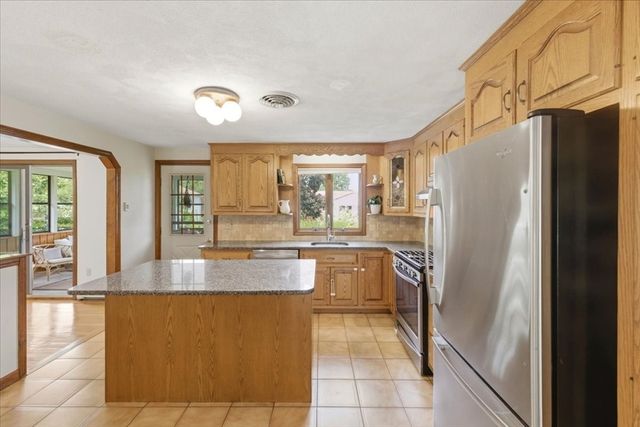 27 Feeney Road, Norwood, MA 02062