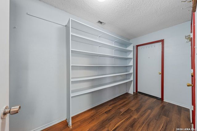 7919 Wayside Trail, San Antonio, TX 78244