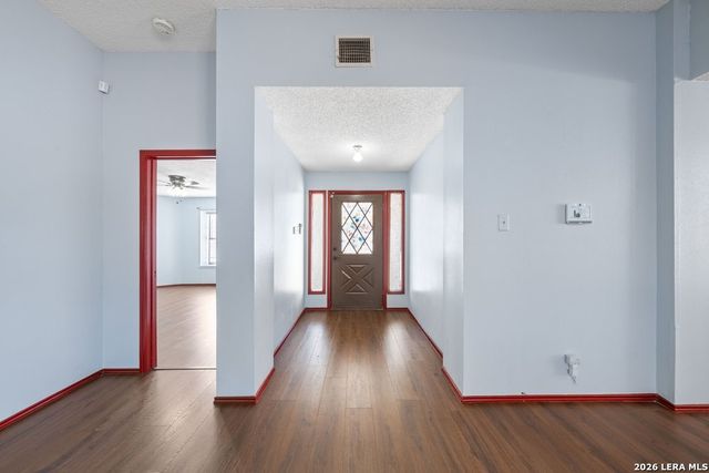 7919 Wayside Trail, San Antonio, TX 78244