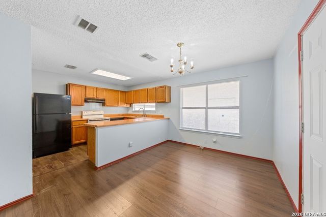 7919 Wayside Trail, San Antonio, TX 78244