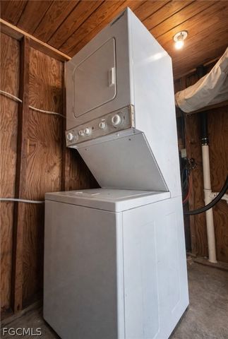 917 Freemont ST, Fort Myers, FL 33916