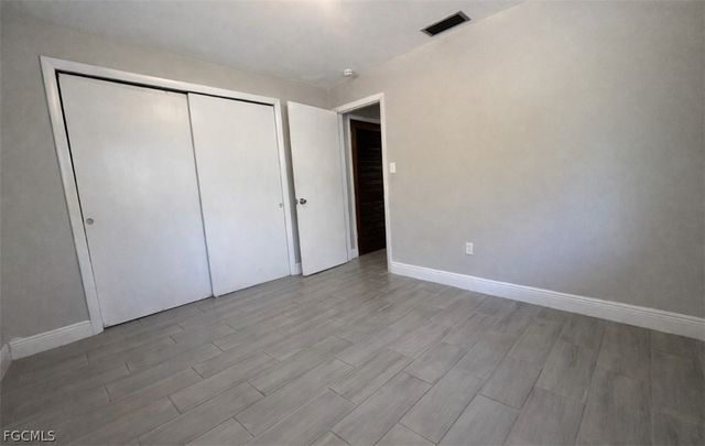 917 Freemont ST, Fort Myers, FL 33916